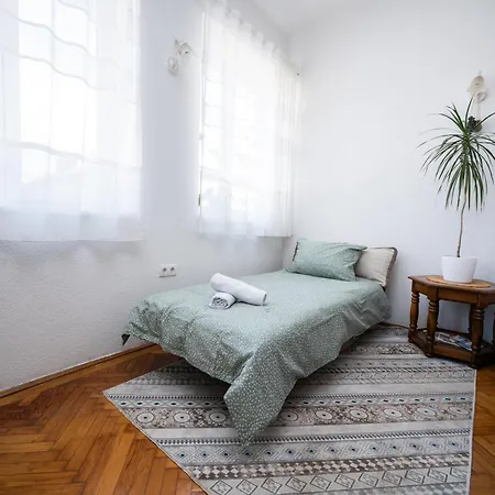 Daire Central City Studio Apartment