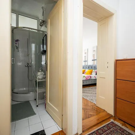Central City Studio Apartment Sarajevo