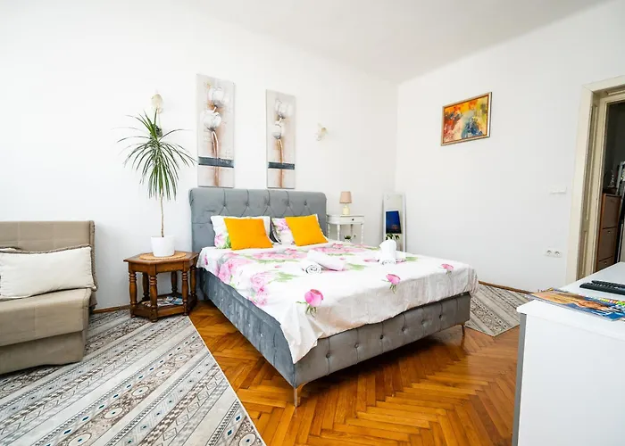 Central City Studio Apartment Apartman