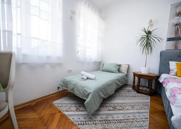 Daire Central City Studio Apartment