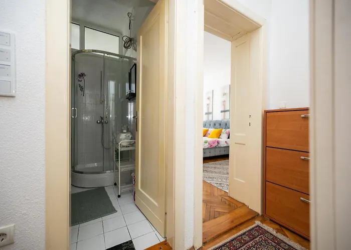 Central City Studio Apartment Saraybosna